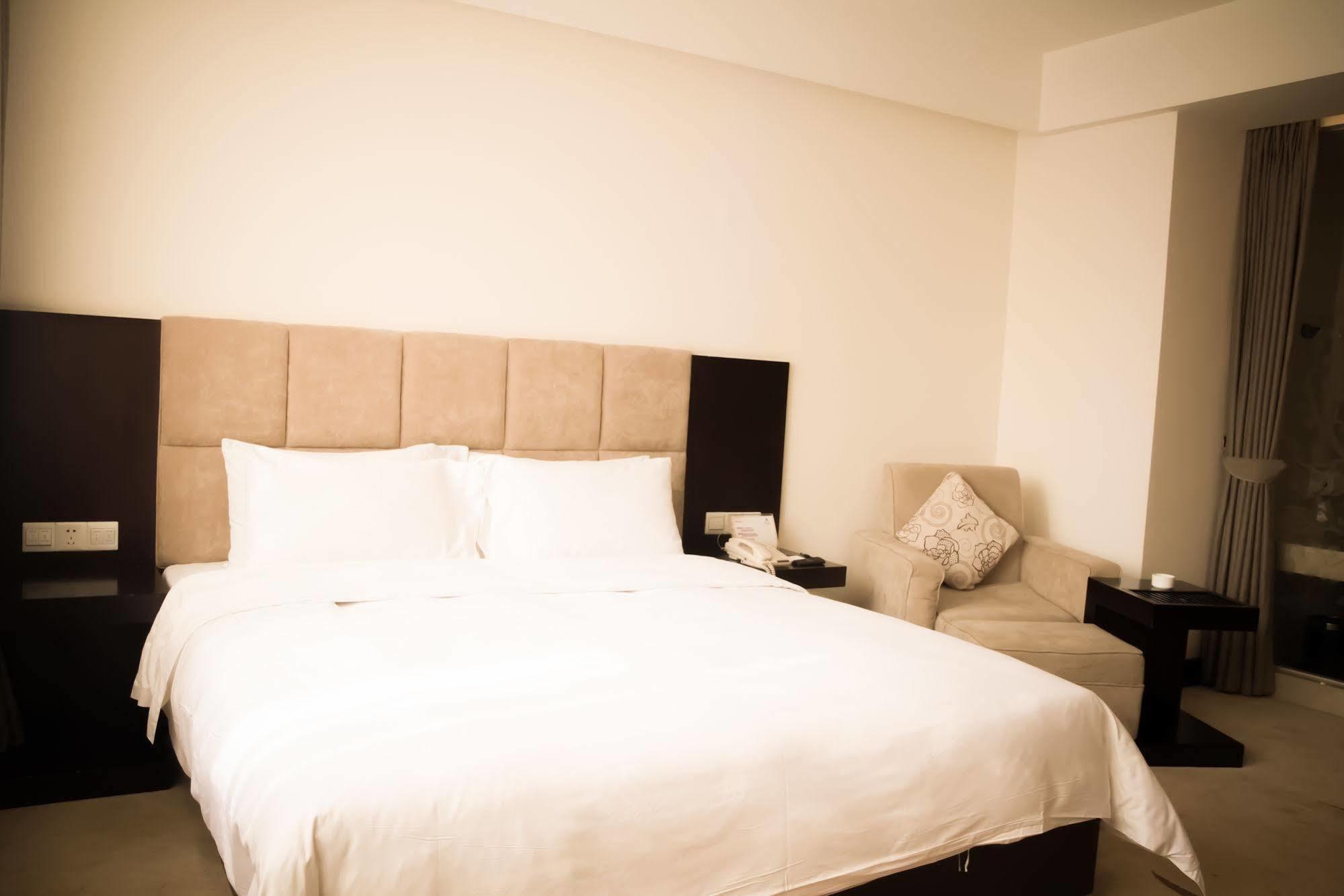 Ximala Business Hotel Guangzhou Exteriör bild
