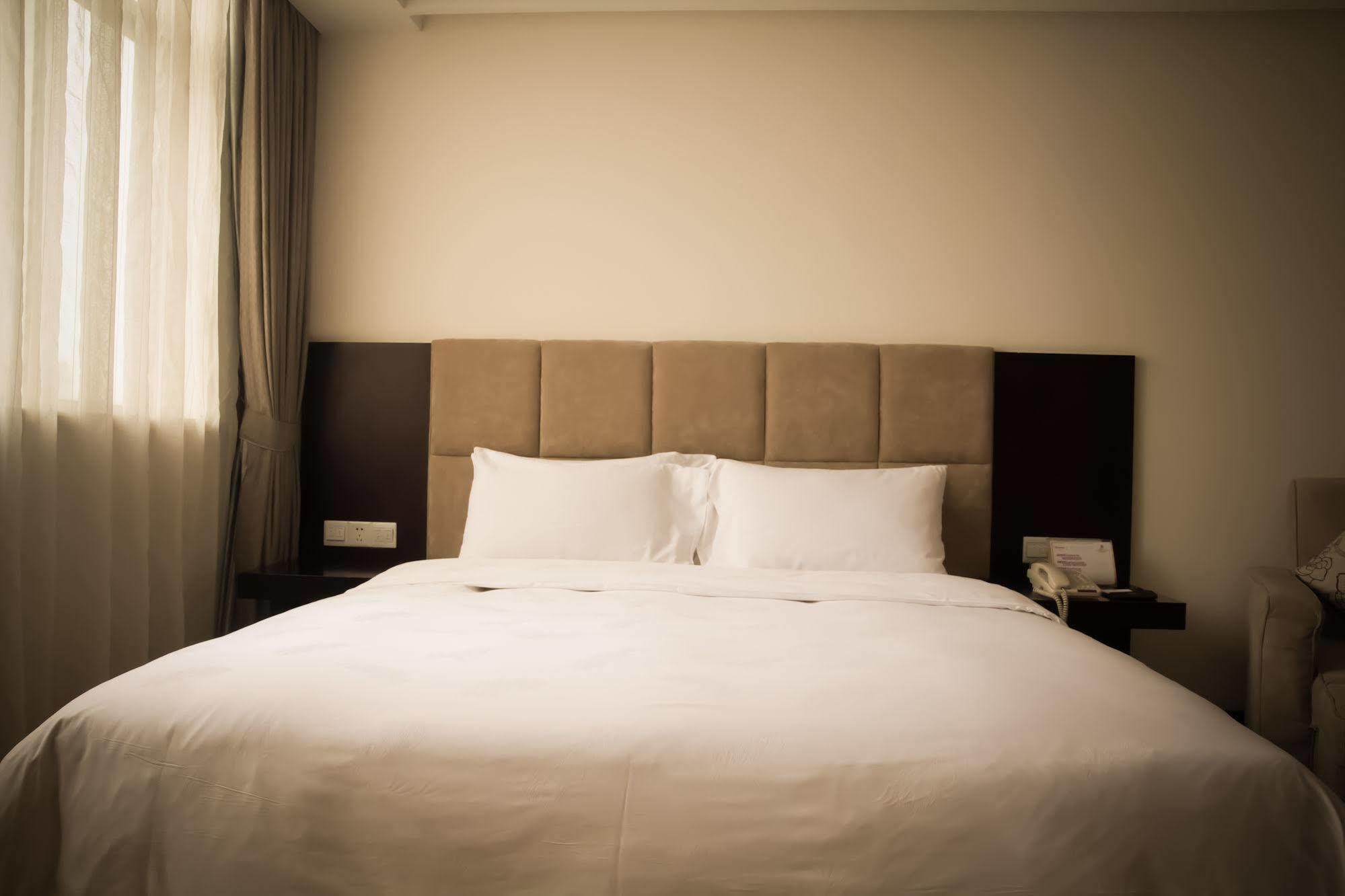Ximala Business Hotel Guangzhou Exteriör bild