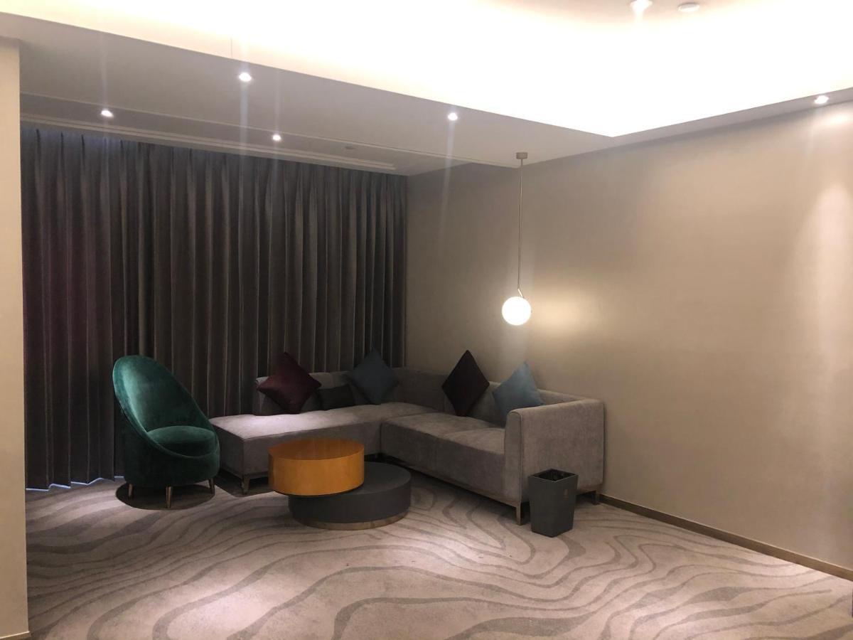 Ximala Business Hotel Guangzhou Exteriör bild