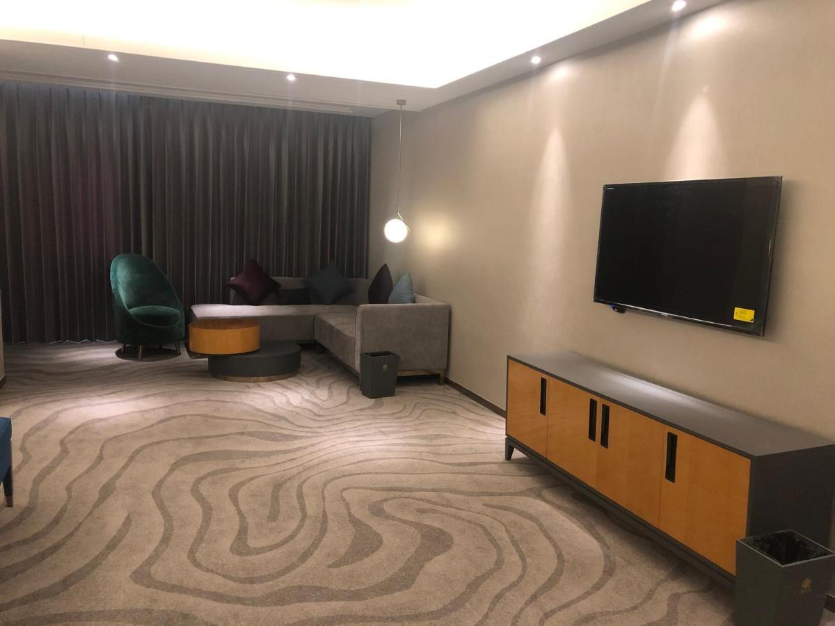 Ximala Business Hotel Guangzhou Exteriör bild